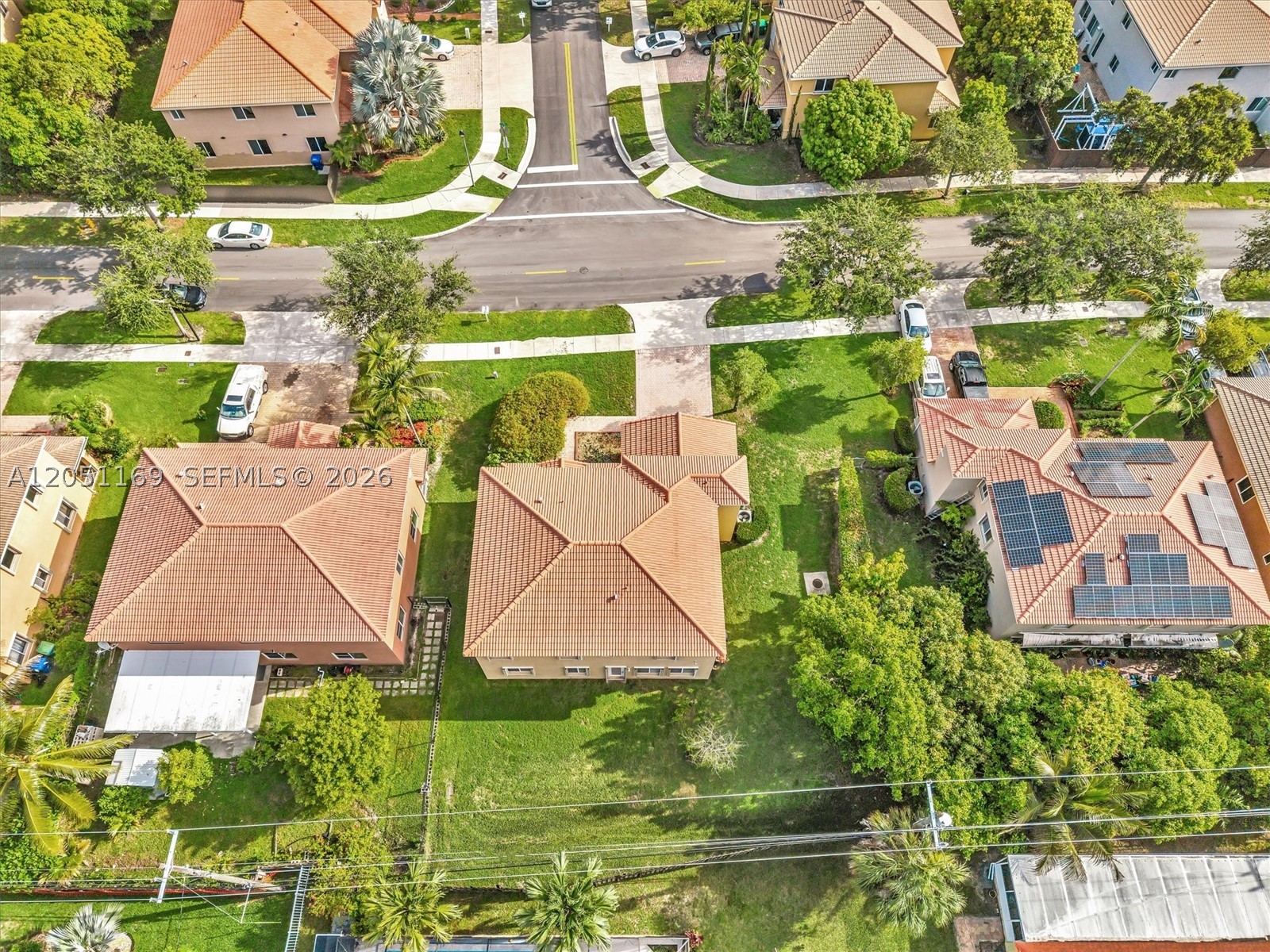 912 NW 204th St, Miami Gardens FL 33169