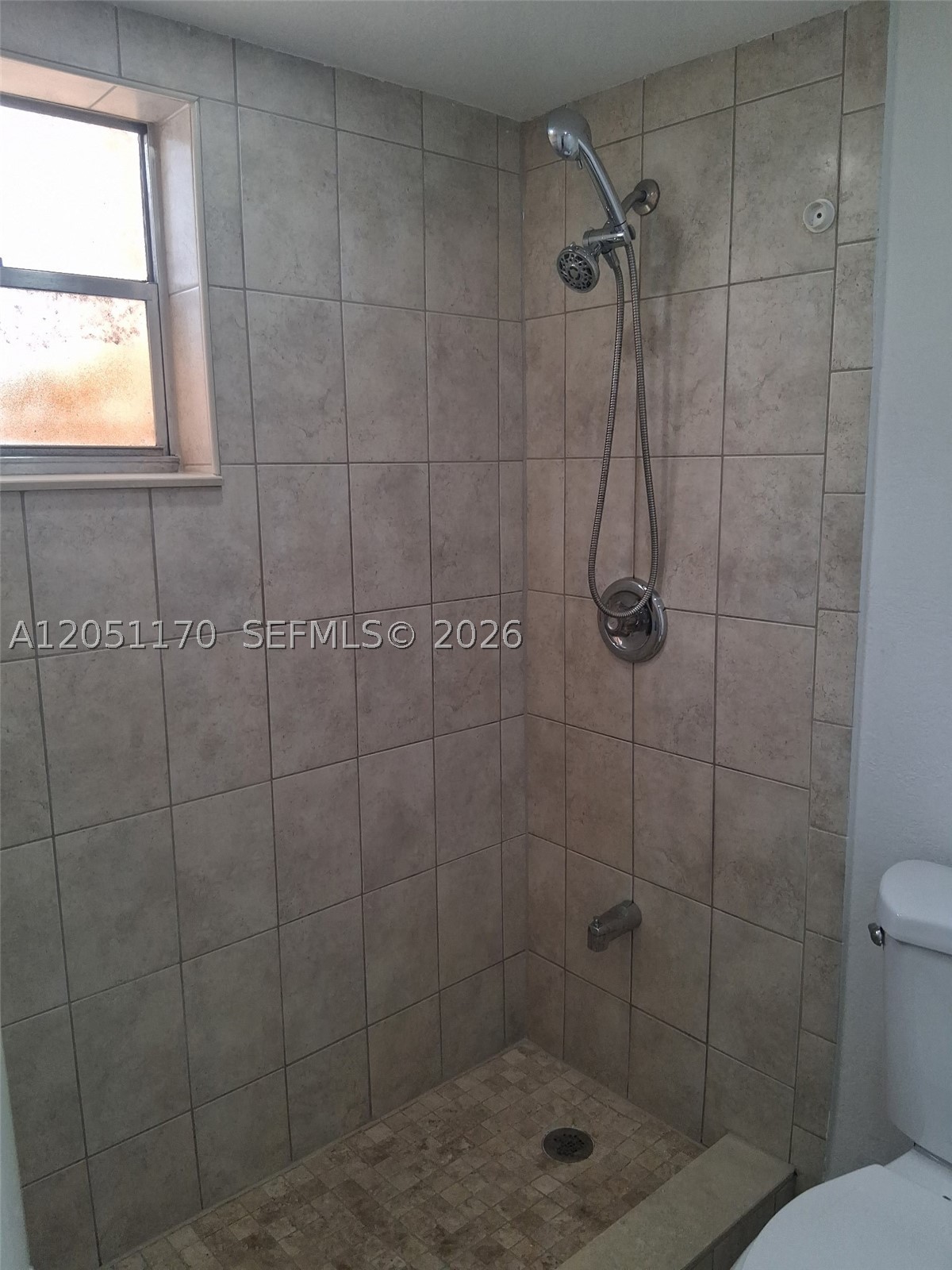 6200 W Flagler St #305, Miami FL 33144