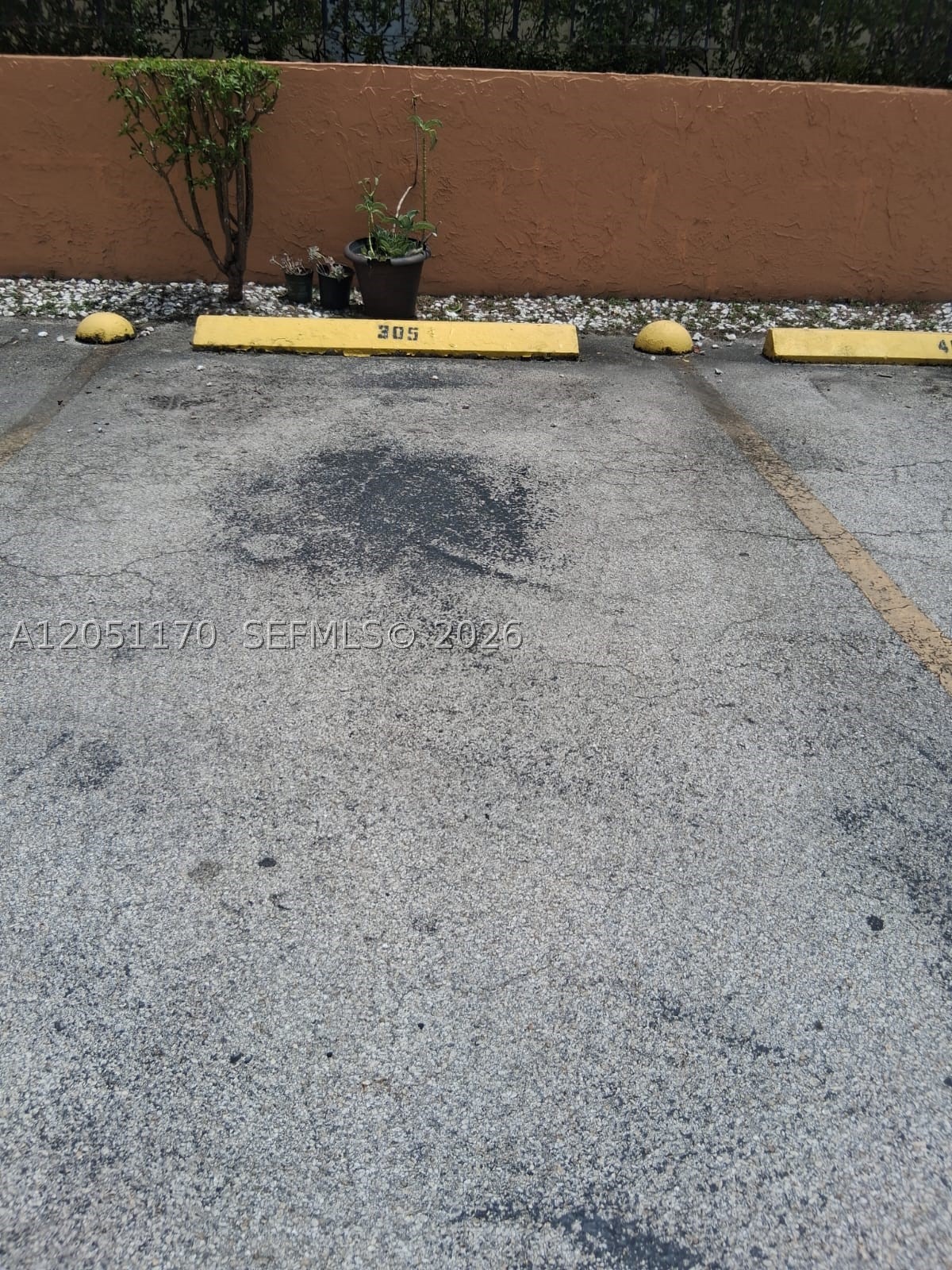 6200 W Flagler St #305, Miami FL 33144