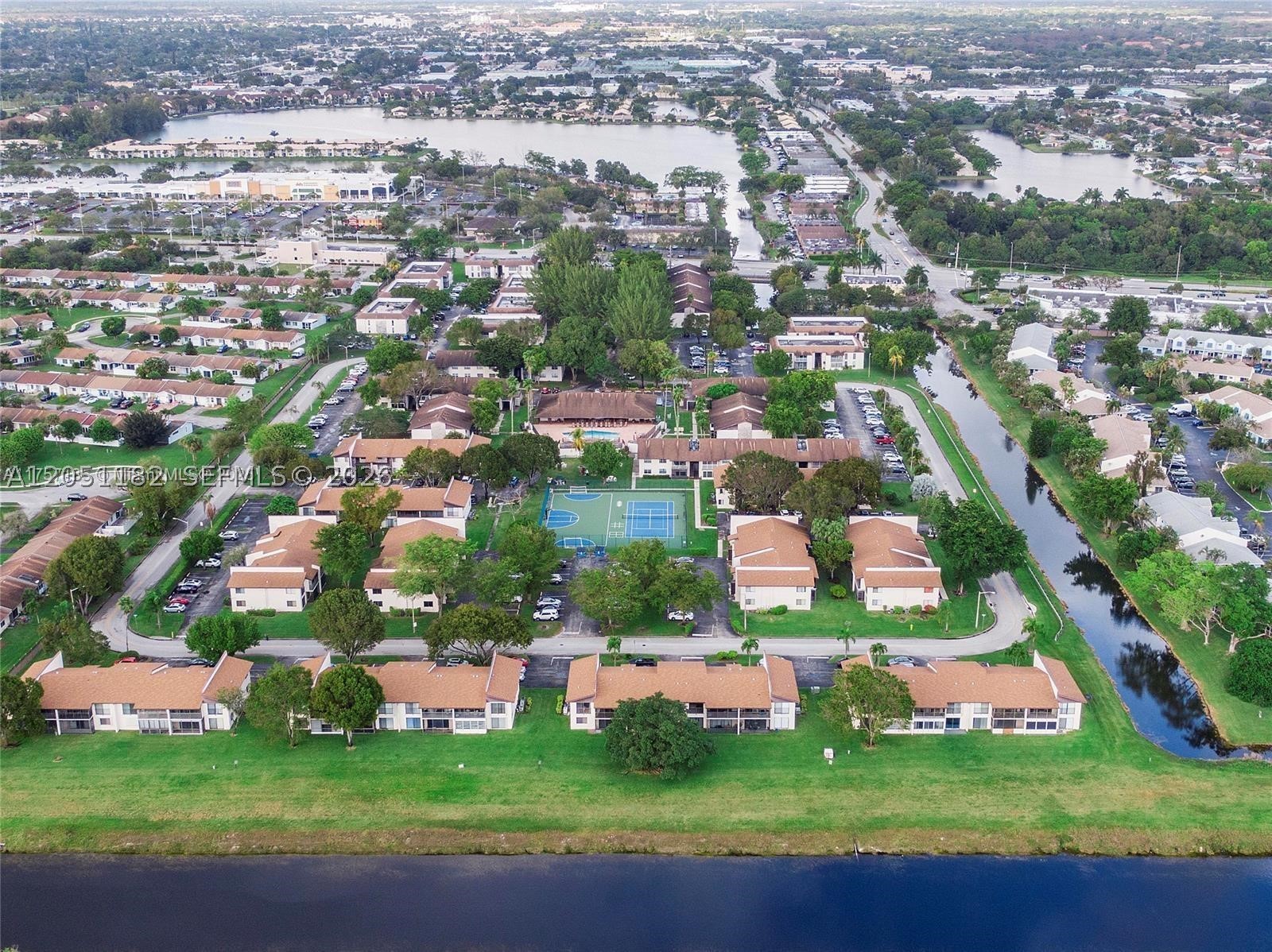 124 S Laurel Dr #505, Margate FL 33063