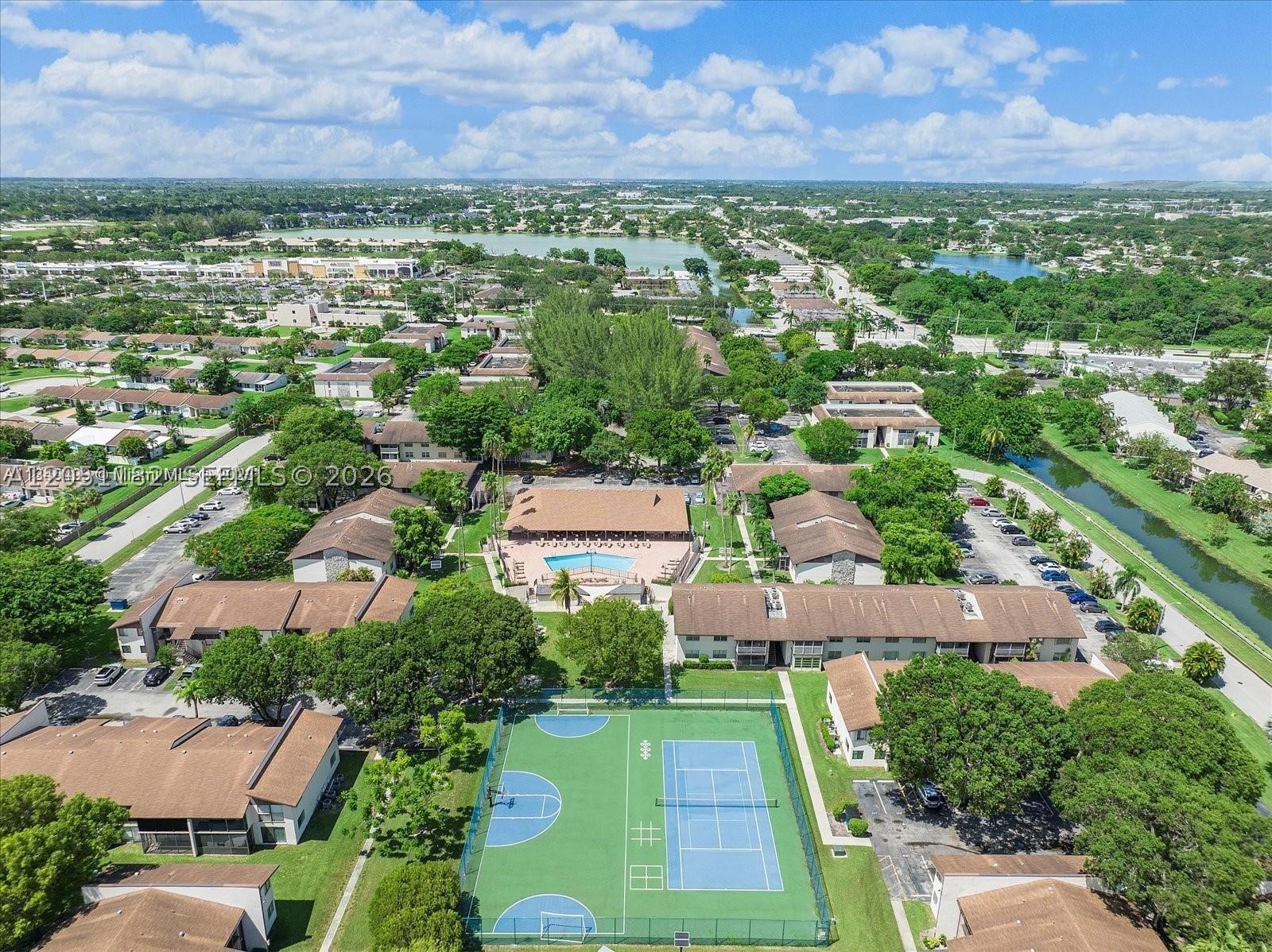 124 S Laurel Dr #505, Margate FL 33063