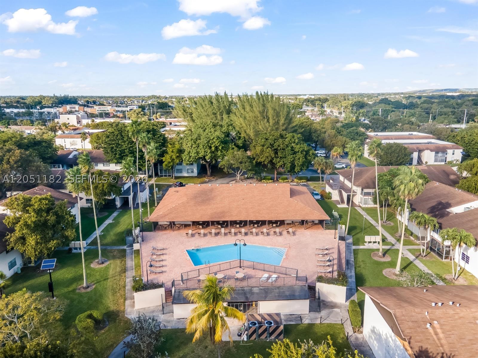 124 S Laurel Dr #505, Margate FL 33063