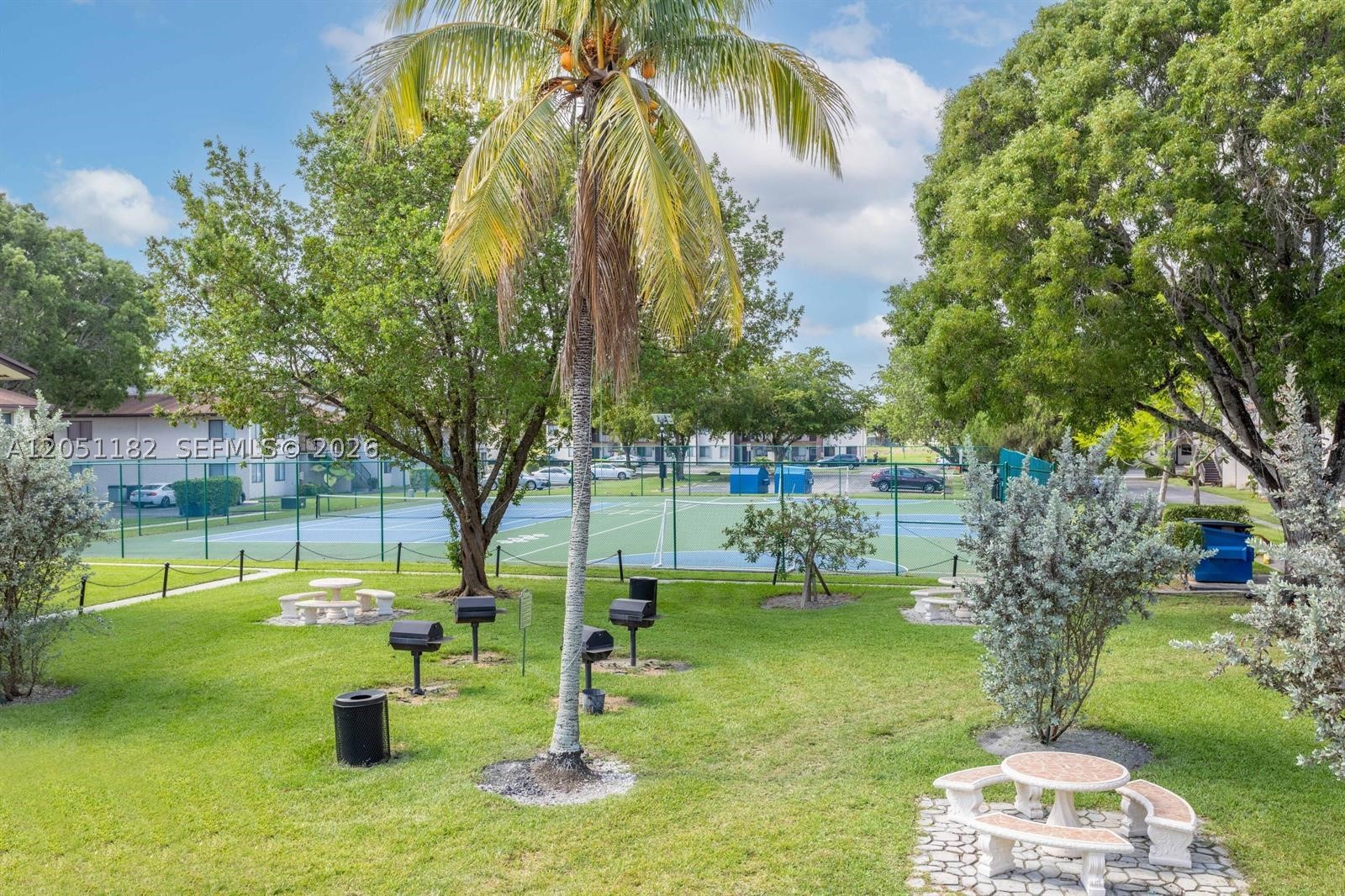 124 S Laurel Dr #505, Margate FL 33063