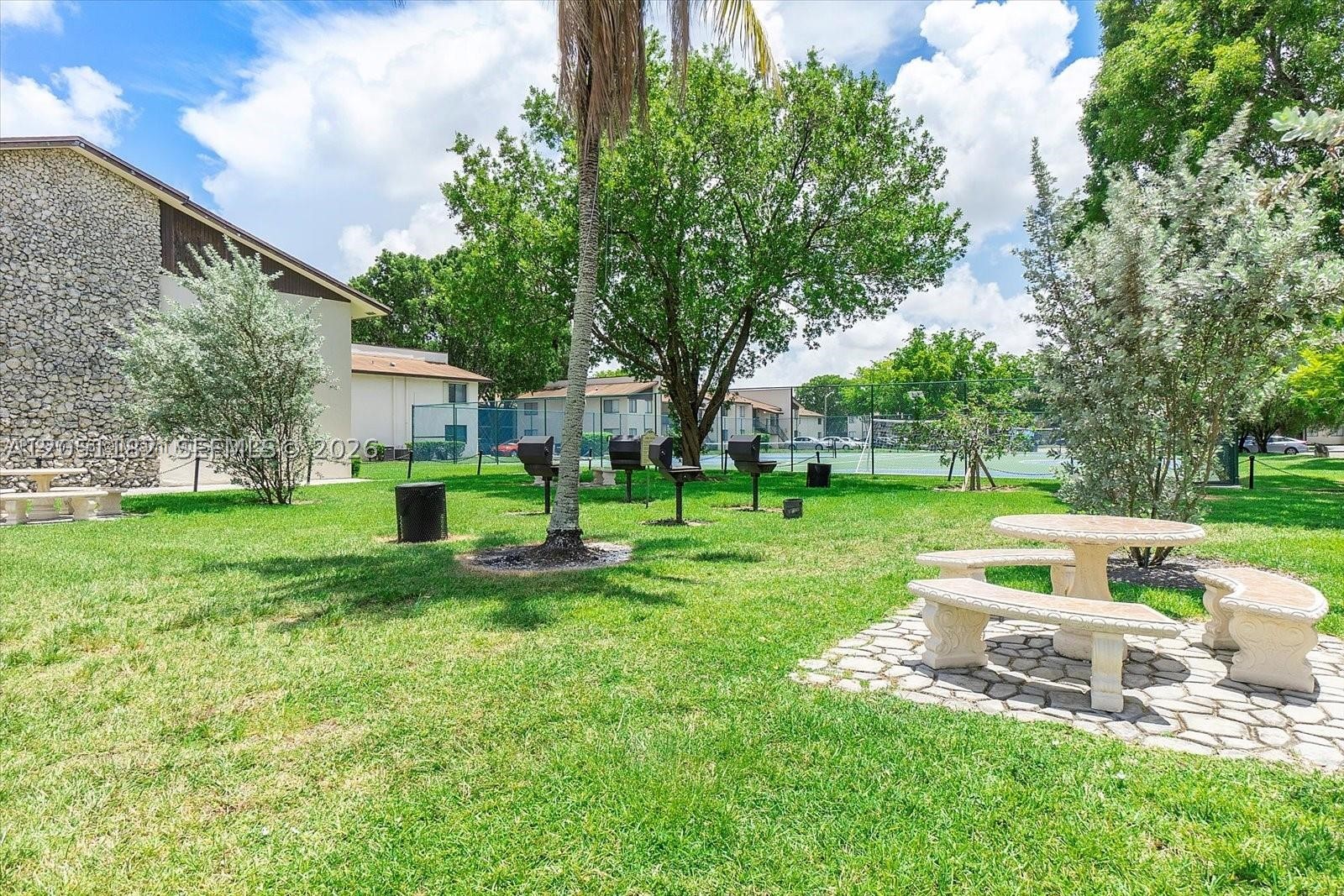 124 S Laurel Dr #505, Margate FL 33063