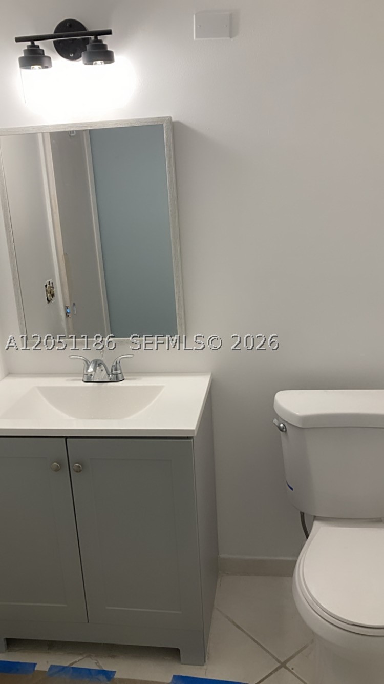 212 Lake Pointe Dr #307, Oakland Park FL 33309