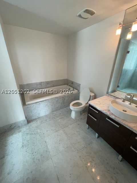253 NE 2nd St #1202, Miami FL 33132