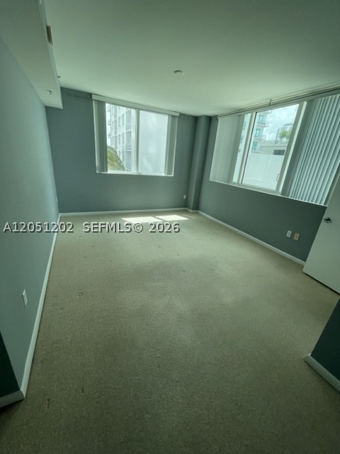 253 NE 2nd St #1202, Miami FL 33132