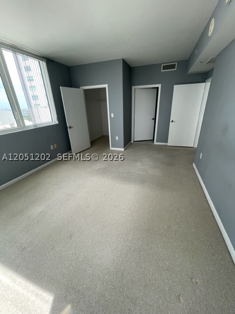253 NE 2nd St #1202, Miami FL 33132
