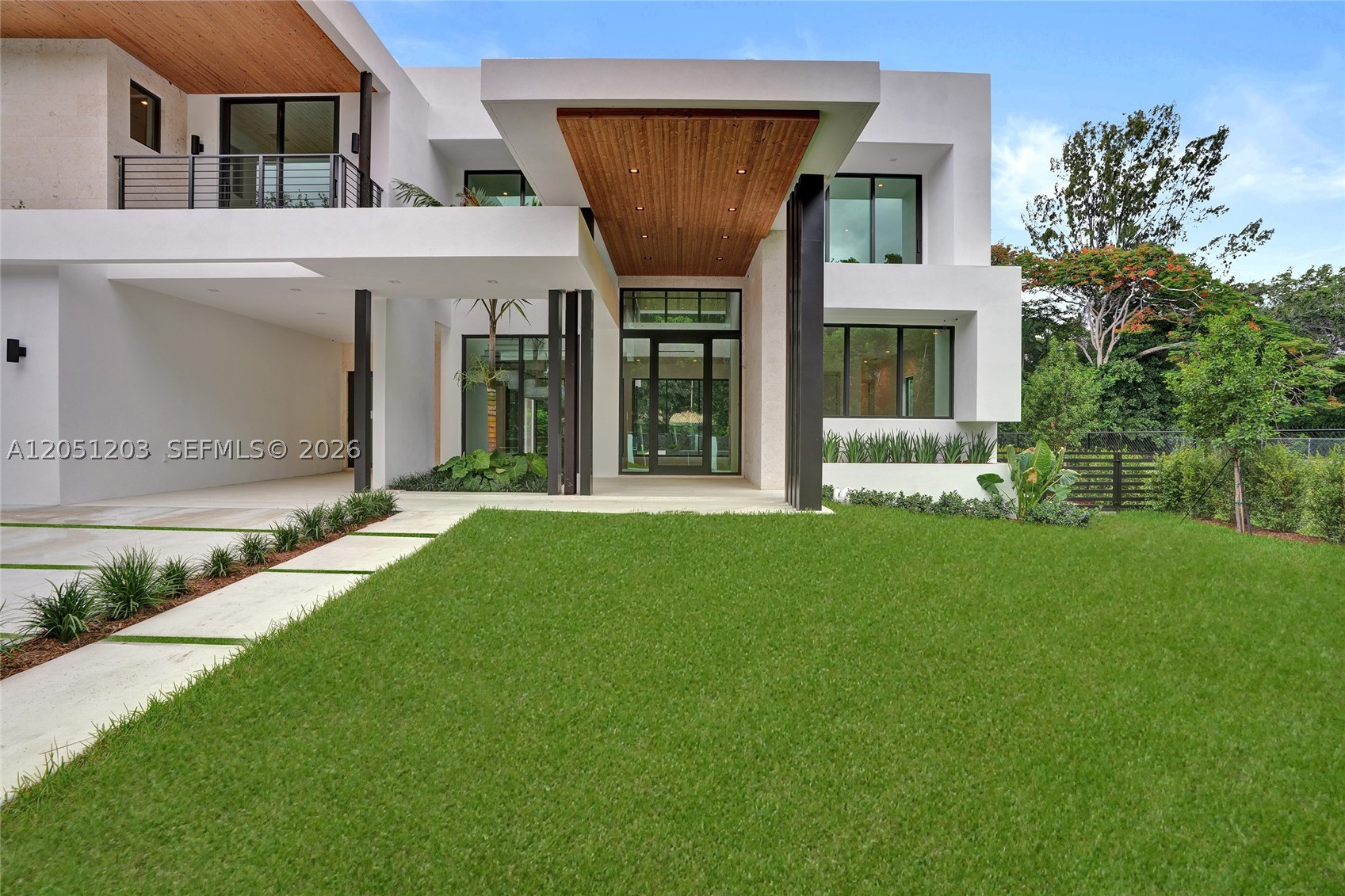 4640 Sunset Dr, Miami FL 33143