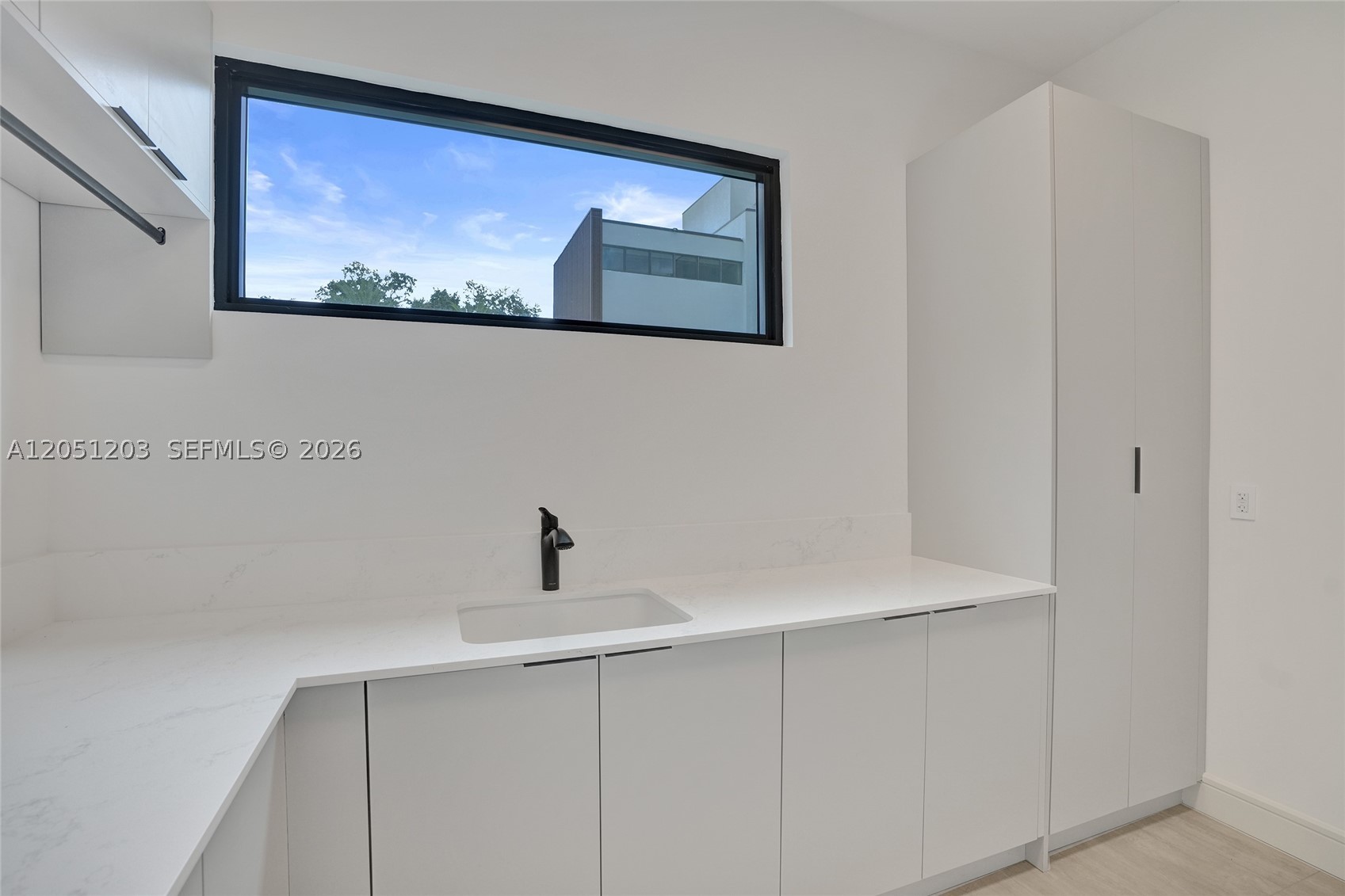 4640 Sunset Dr, Miami FL 33143