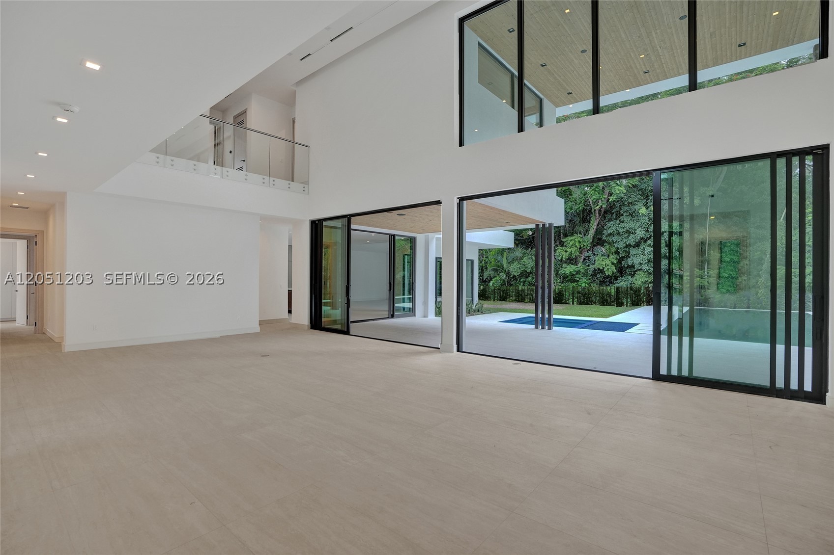 4640 Sunset Dr, Miami FL 33143