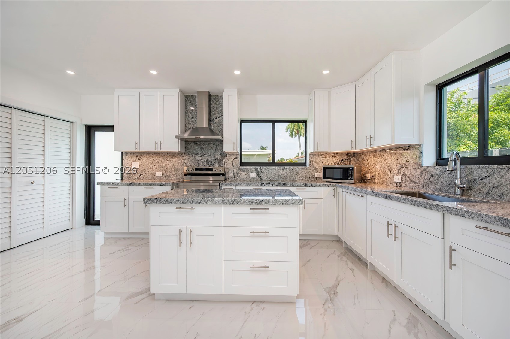 1621 S Treasure Dr, North Bay Village FL 33141