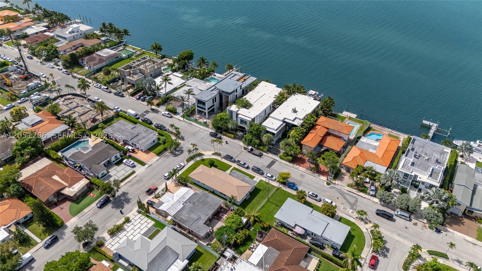 1621 S Treasure Dr, North Bay Village FL 33141