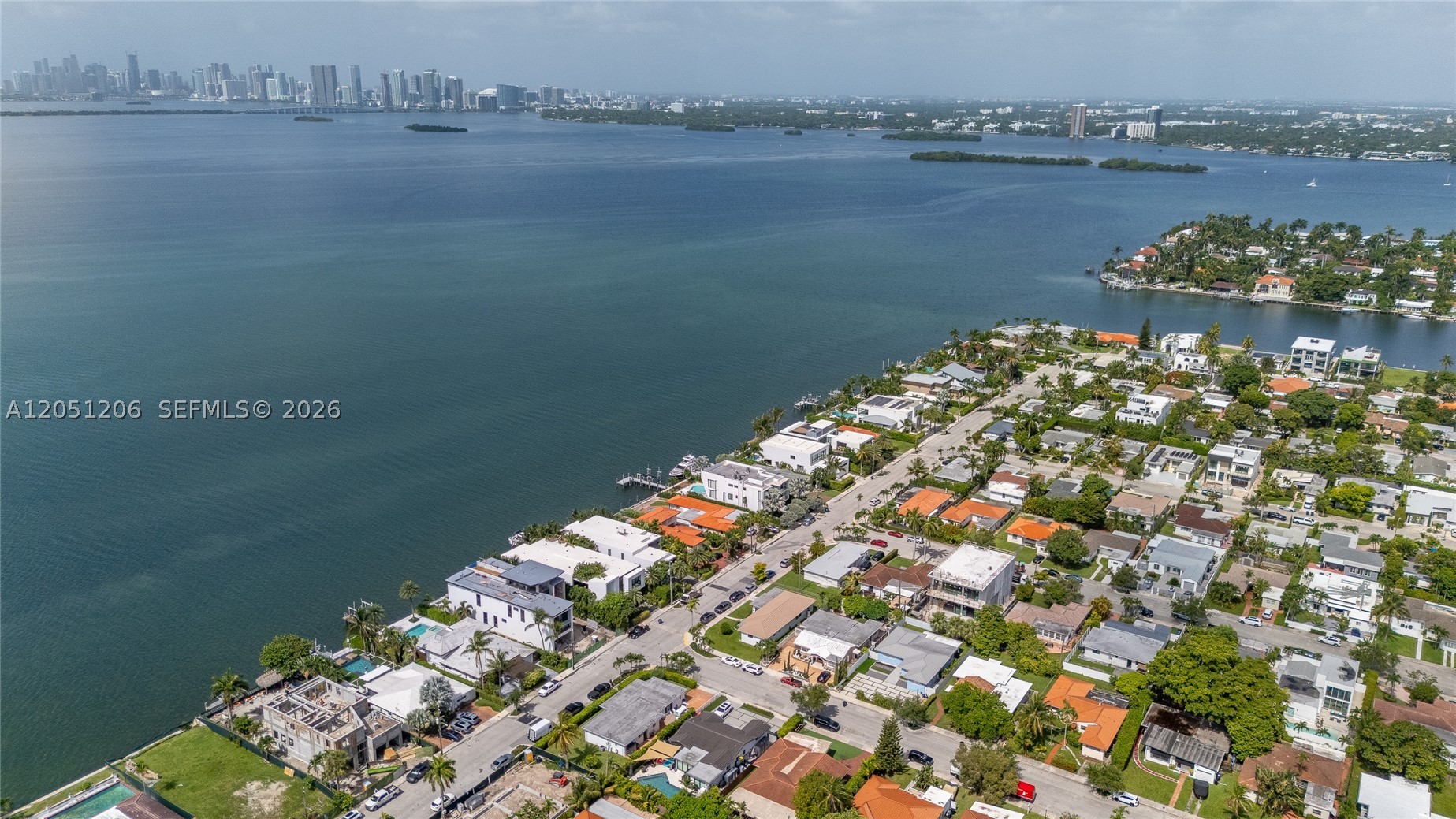 1621 S Treasure Dr, North Bay Village FL 33141
