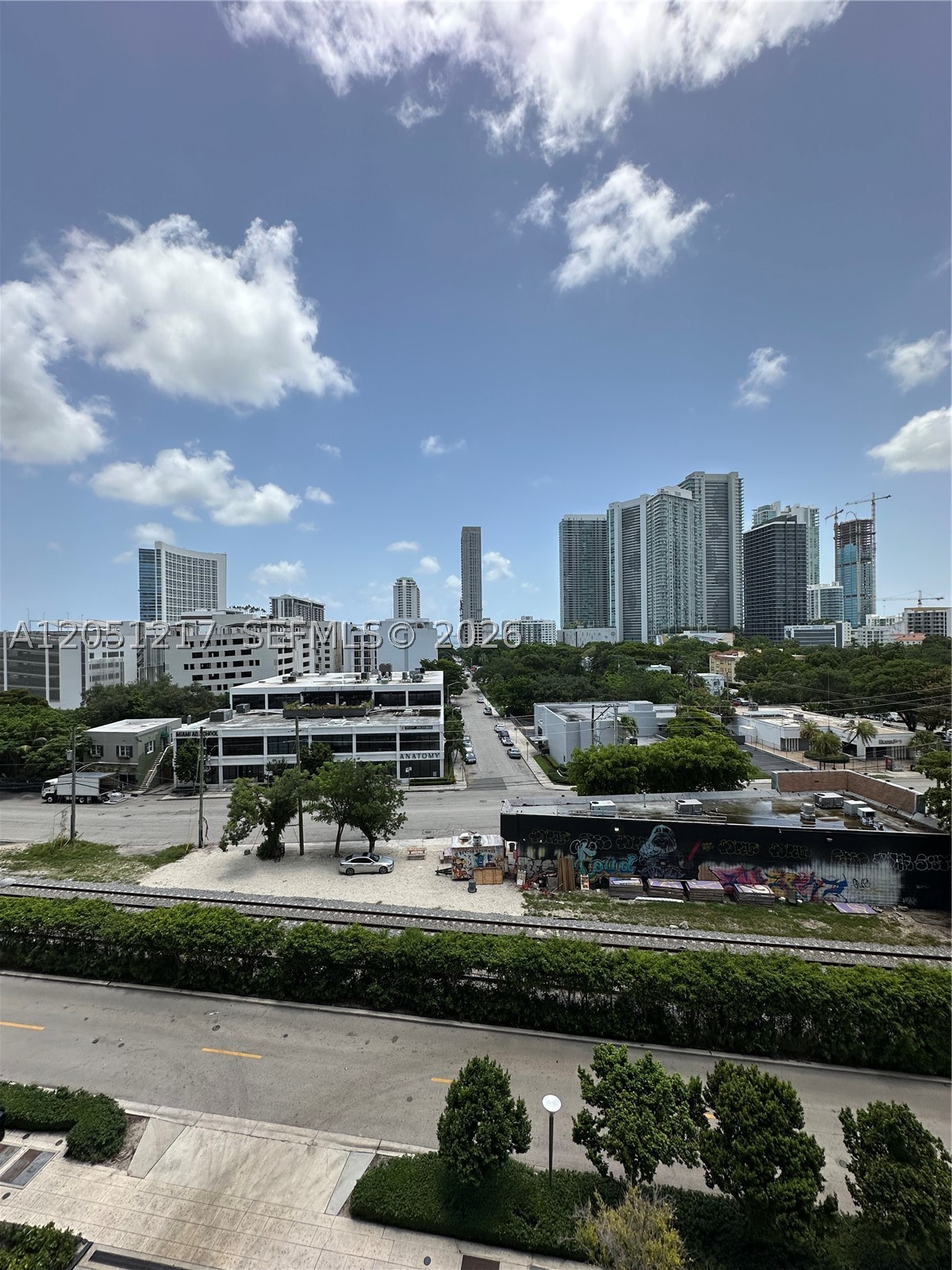 121 NE 34th St #L605, Miami FL 33137