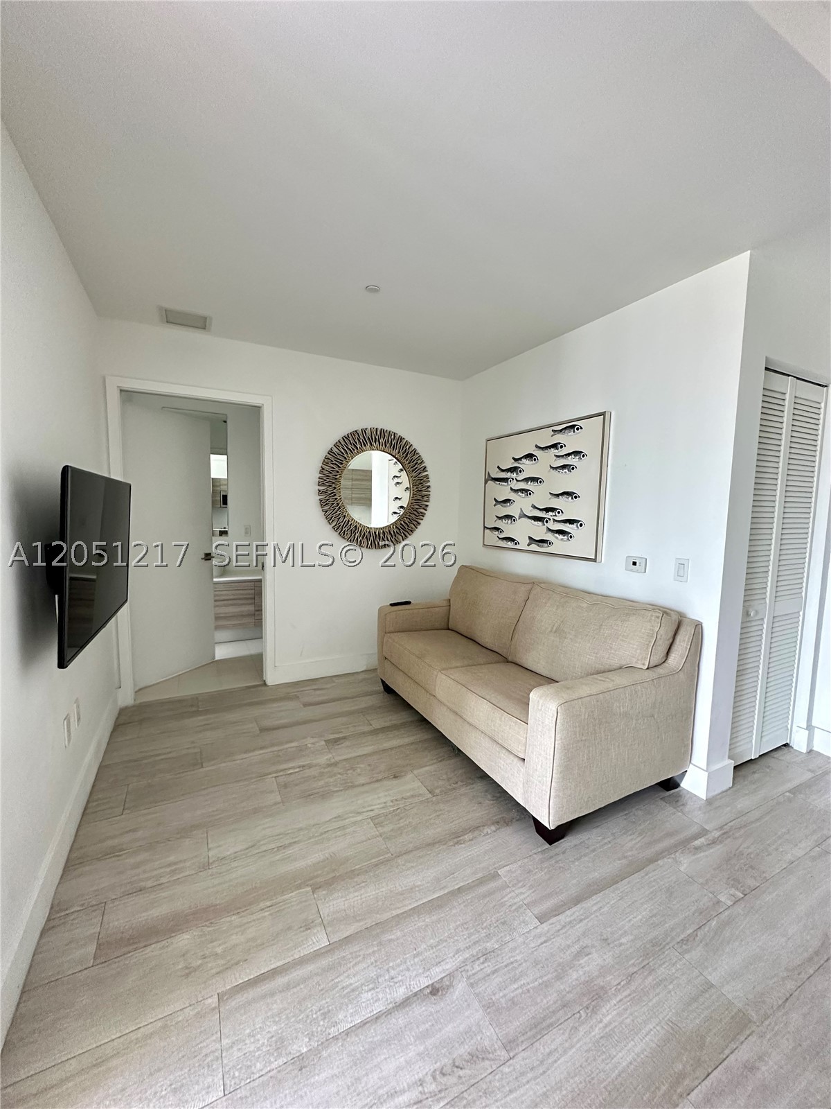 121 NE 34th St #L605, Miami FL 33137