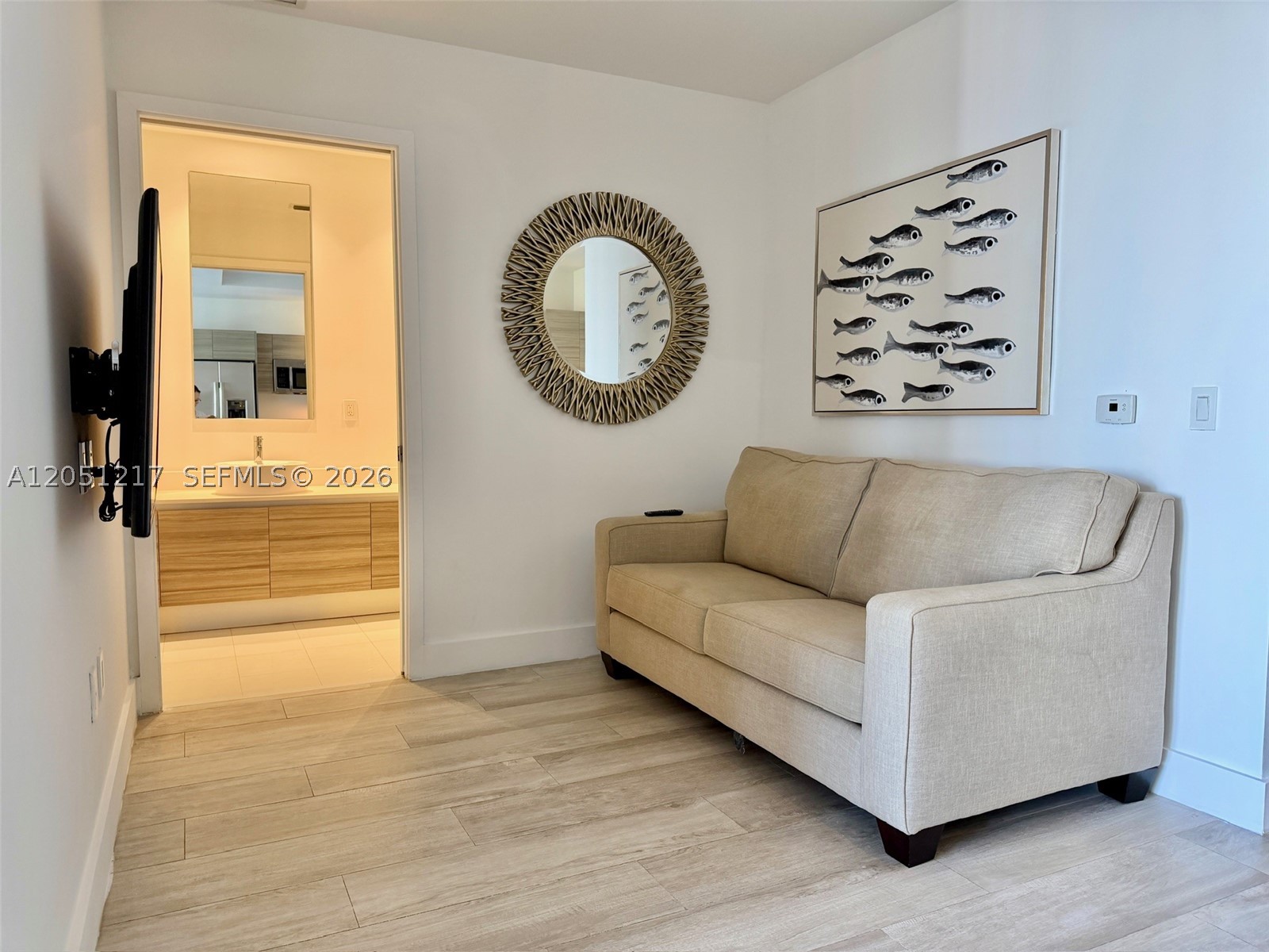 121 NE 34th St #L605, Miami FL 33137