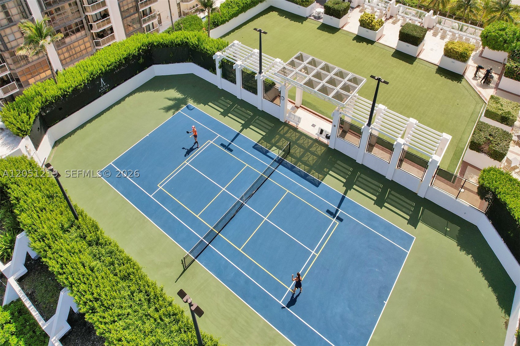 6365 Collins Ave #1705, Miami Beach FL 33141