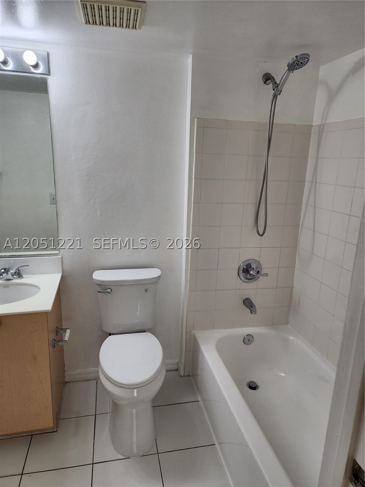 2433 CENTERGATE DR #203, Miramar FL 33025