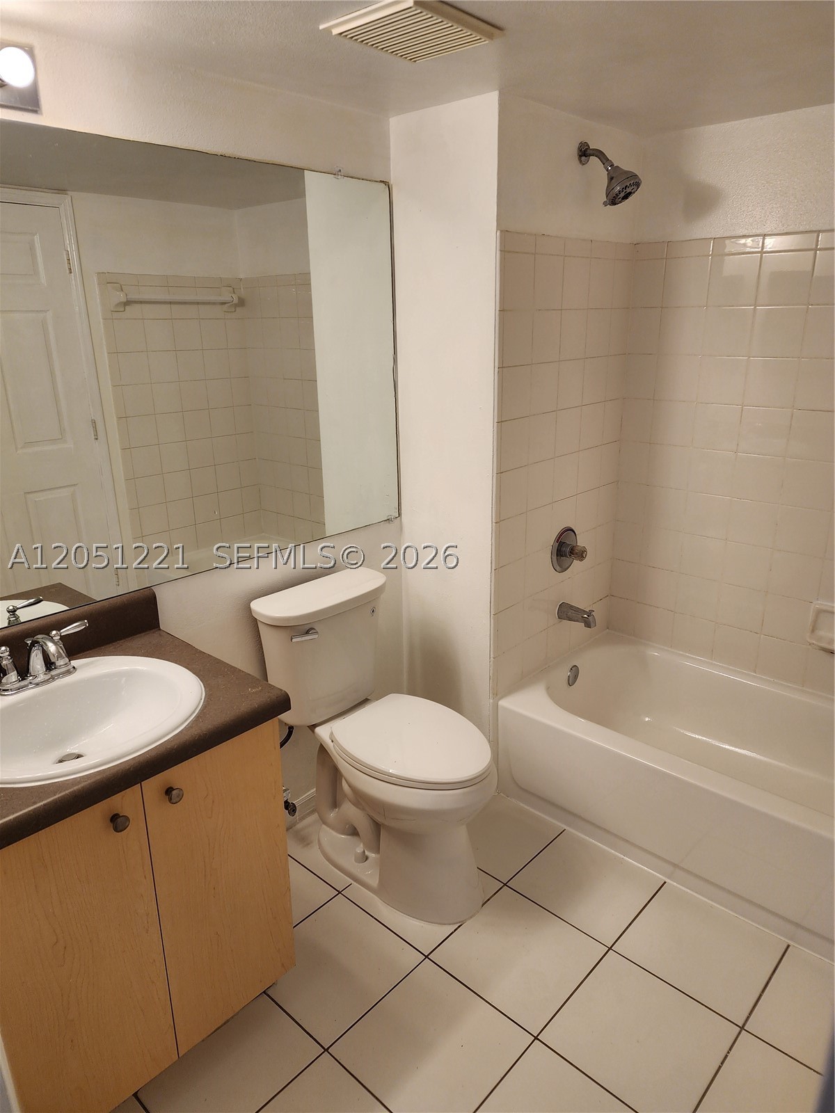 2433 CENTERGATE DR #203, Miramar FL 33025