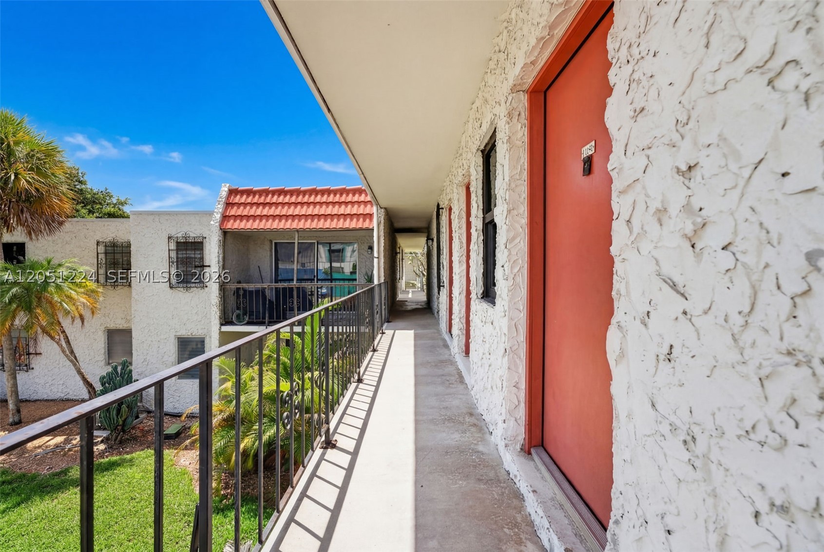 8701 SW 141st St #L6, Palmetto Bay FL 33176