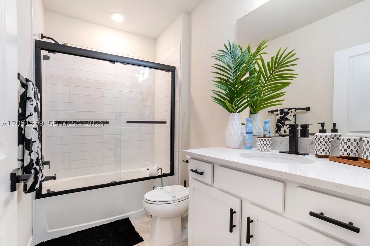 2940 Shortleaf Ave #2940, Lauderdale Lakes FL 33311