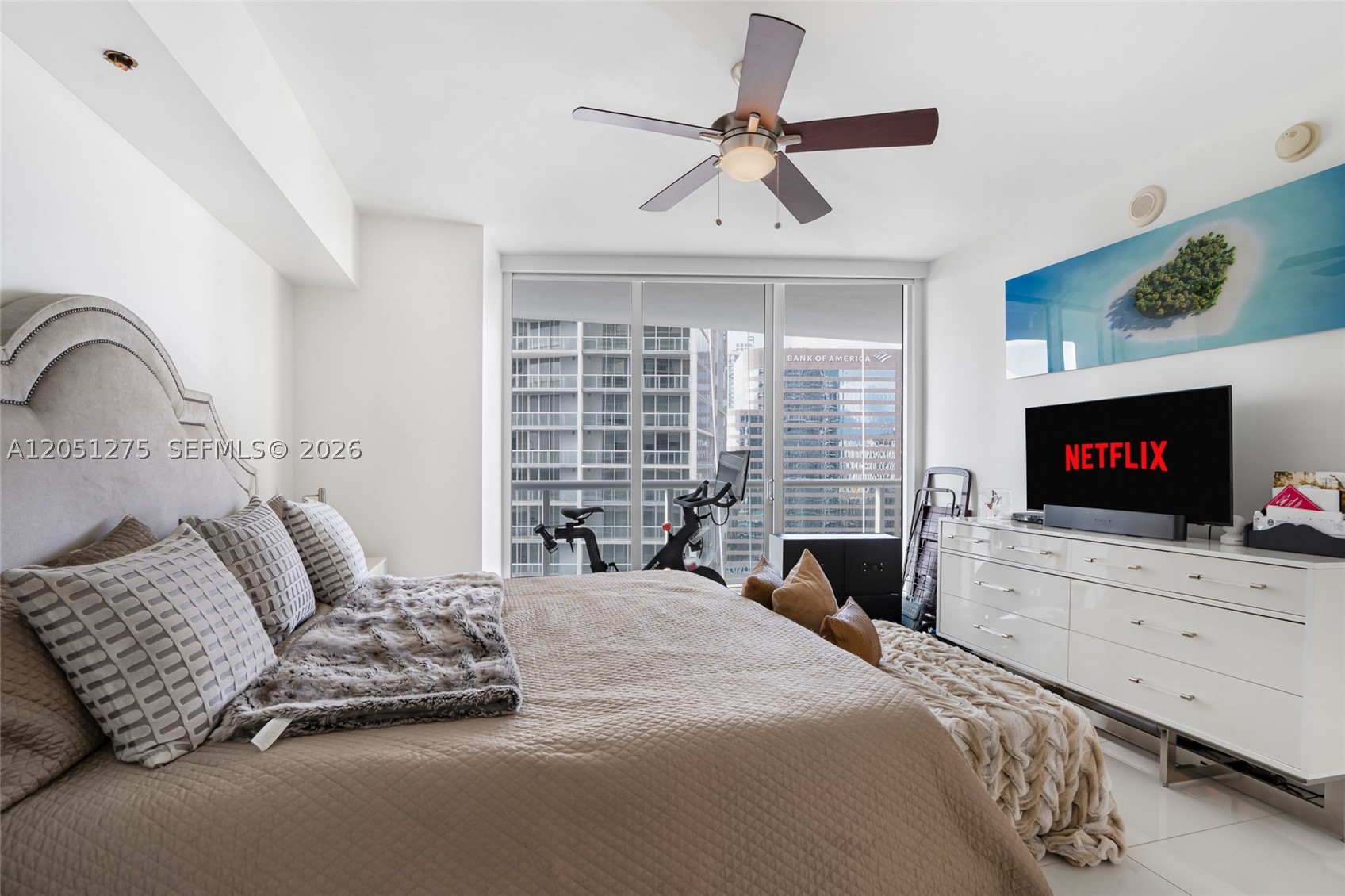 475 Brickell Ave #3111, Miami FL 33131