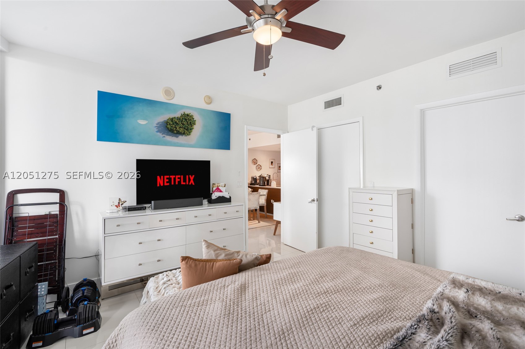 475 Brickell Ave #3111, Miami FL 33131