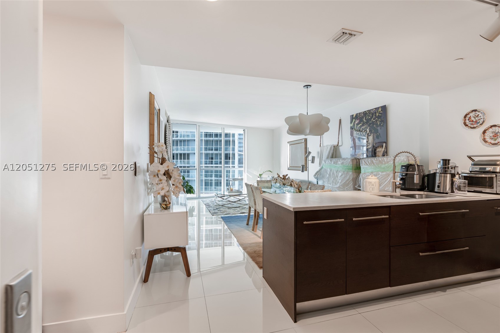 475 Brickell Ave #3111, Miami FL 33131