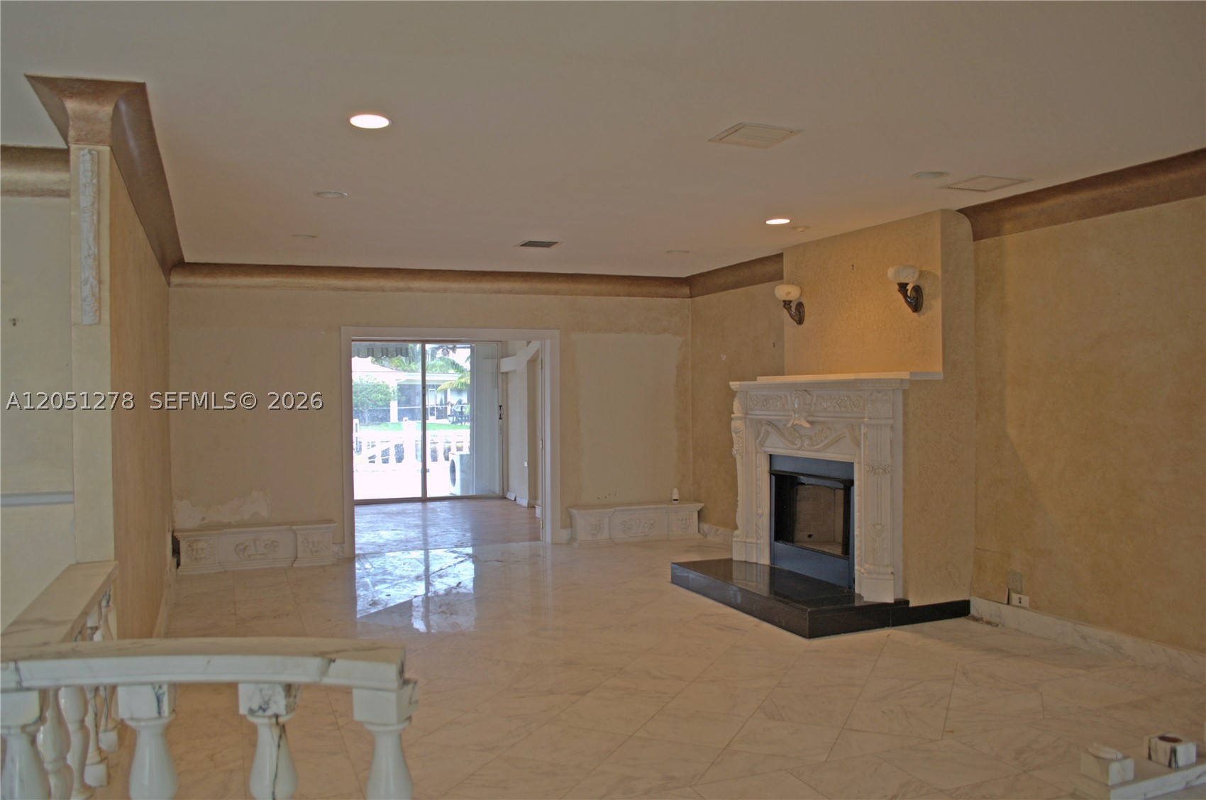2811 NE 57th St, Fort Lauderdale FL 33308