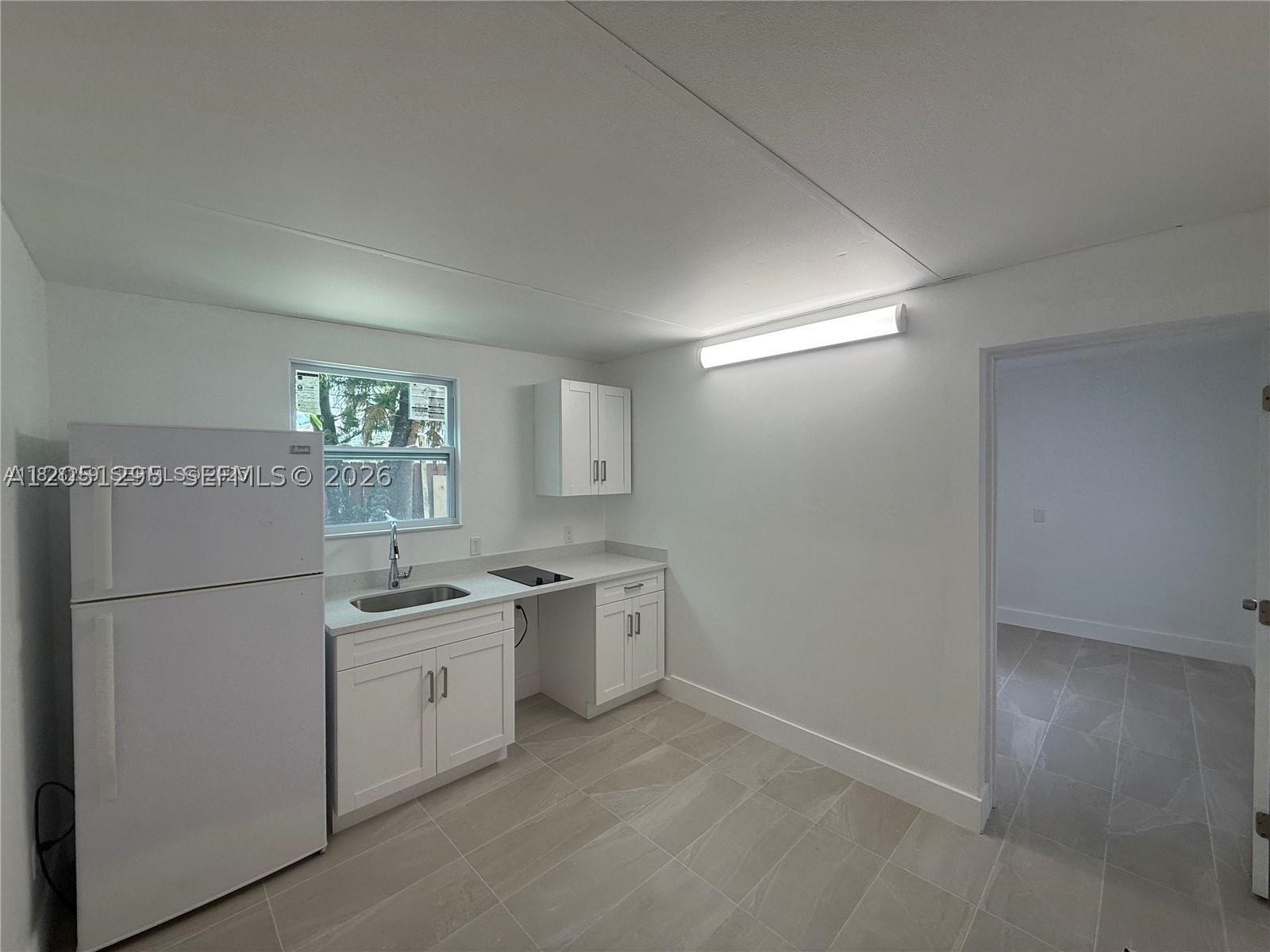 6765 SW 34th St #1, Miami FL 33155