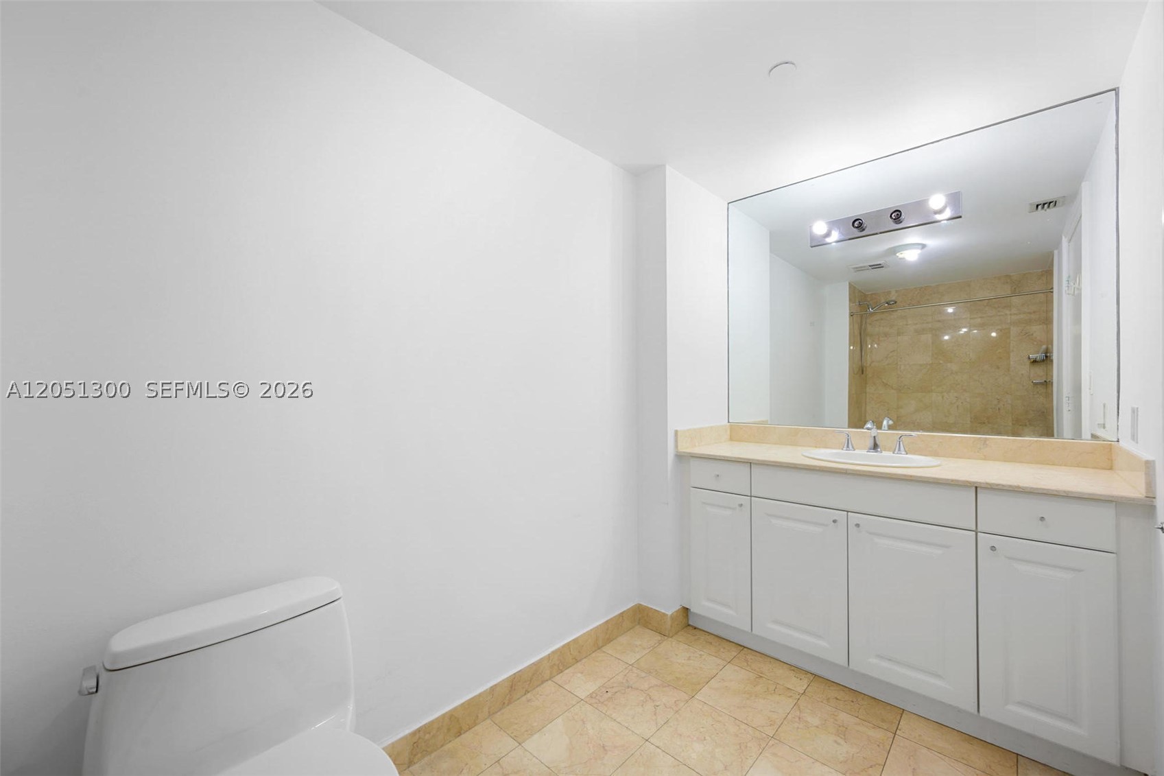 20201 E Country Club Dr #1502, Aventura FL 33180