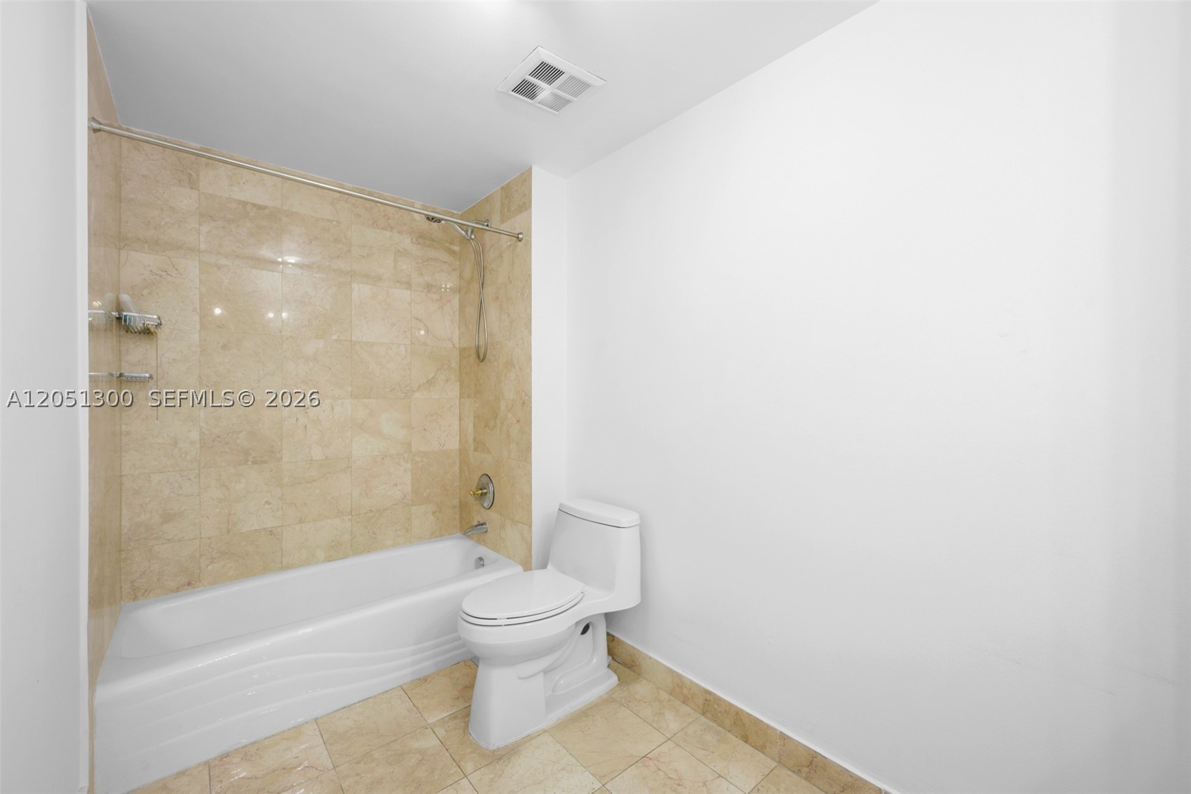 20201 E Country Club Dr #1502, Aventura FL 33180