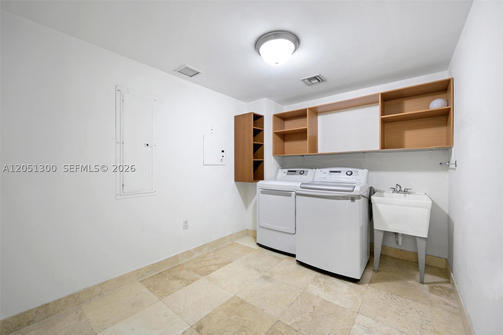 20201 E Country Club Dr #1502, Aventura FL 33180
