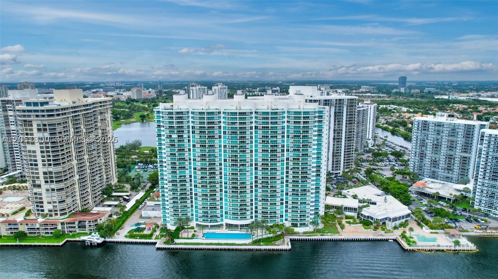 20201 E Country Club Dr #1502, Aventura FL 33180