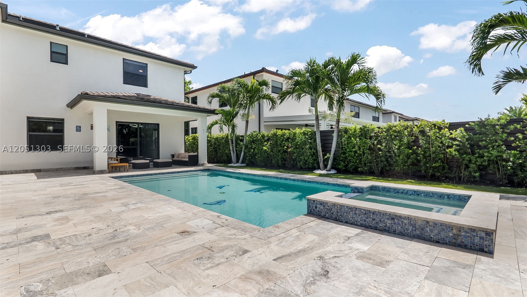 8900 NW 161st Ter, Miami Lakes FL 33018