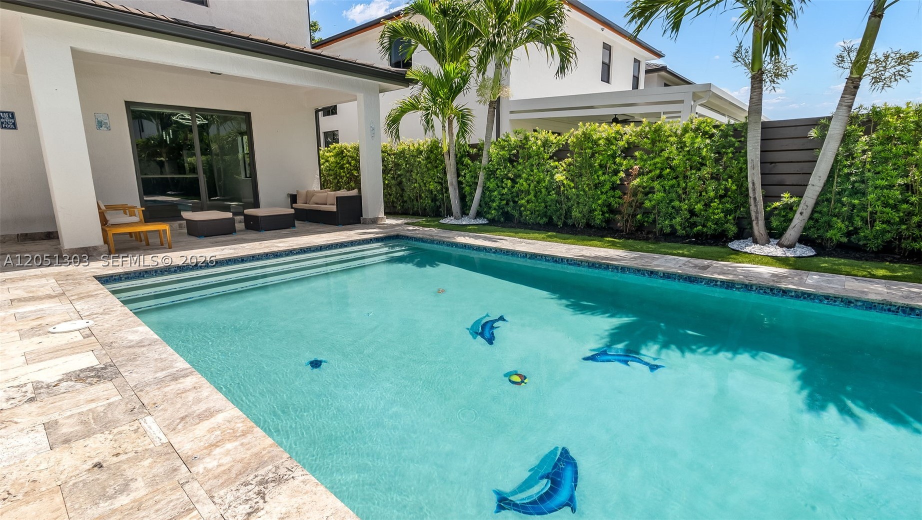 8900 NW 161st Ter, Miami Lakes FL 33018