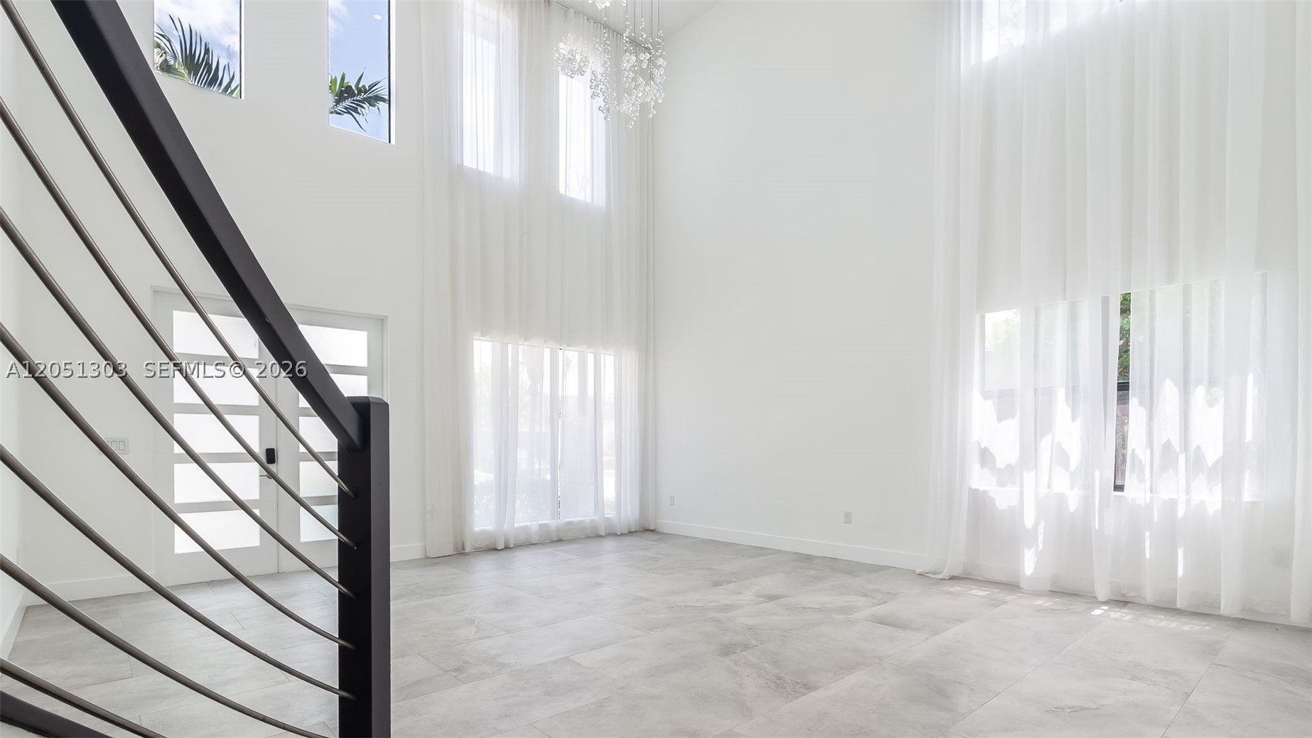 8900 NW 161st Ter, Miami Lakes FL 33018