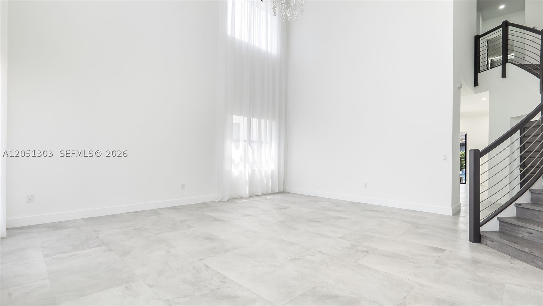 8900 NW 161st Ter, Miami Lakes FL 33018