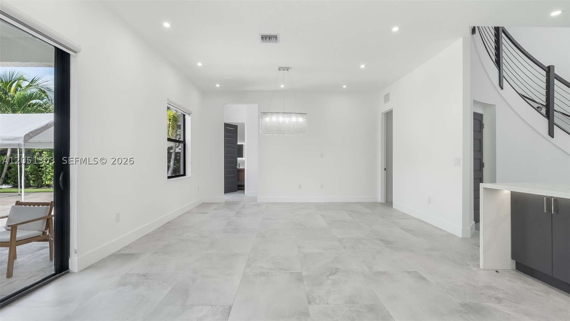 8900 NW 161st Ter, Miami Lakes FL 33018