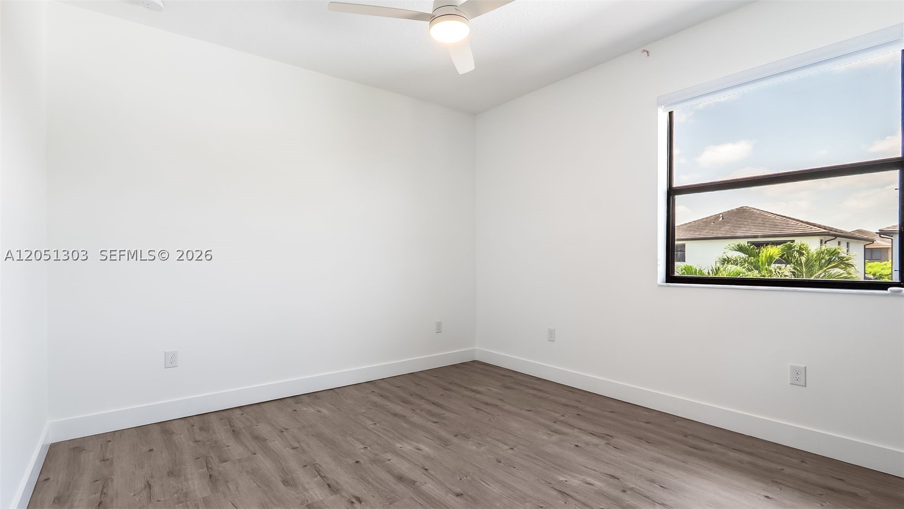 8900 NW 161st Ter, Miami Lakes FL 33018