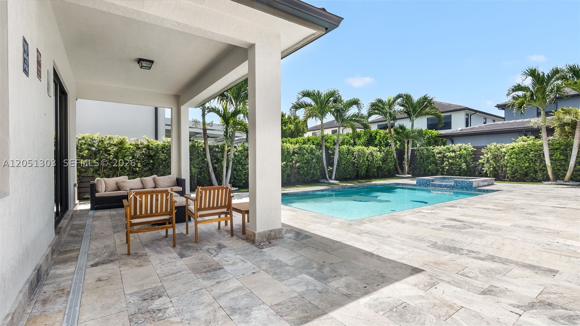 8900 NW 161st Ter, Miami Lakes FL 33018