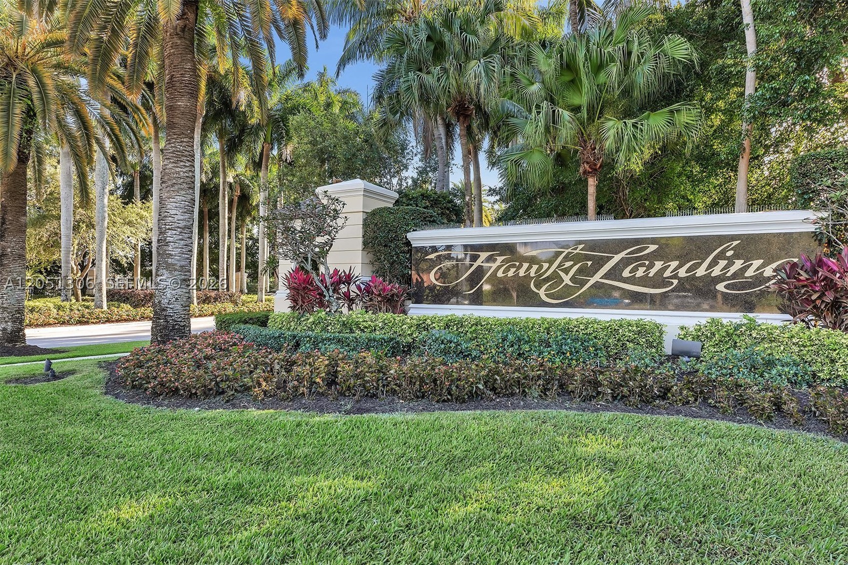 71 Snowy Owl Ter, Plantation FL 33324