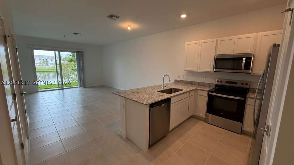 149 Lakeside Landing Ct #0, Royal Palm Beach FL 33411