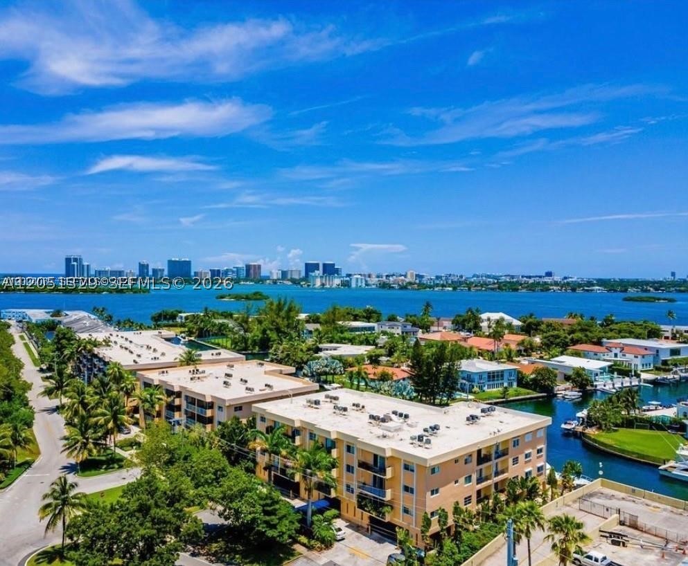 2600 NE 135th St #4J-A, North Miami FL 33181