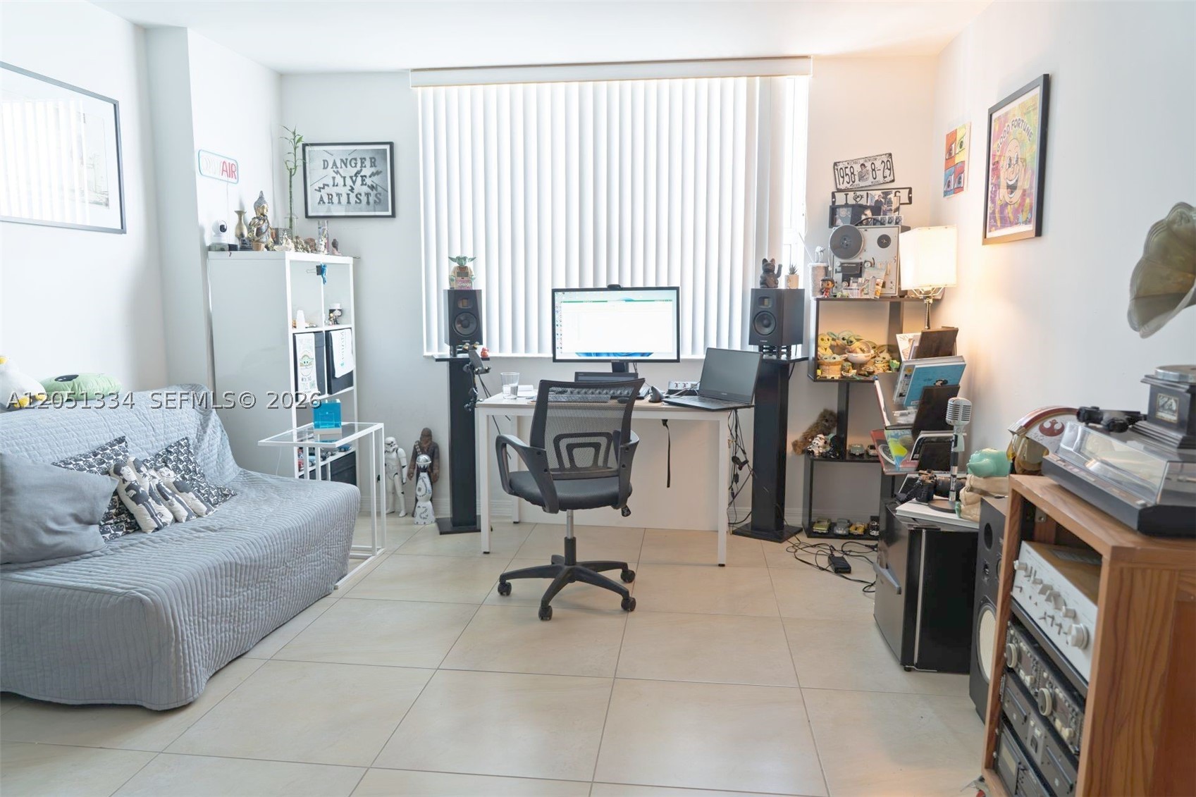 1155 Brickell Bay Dr #2508, Miami FL 33131