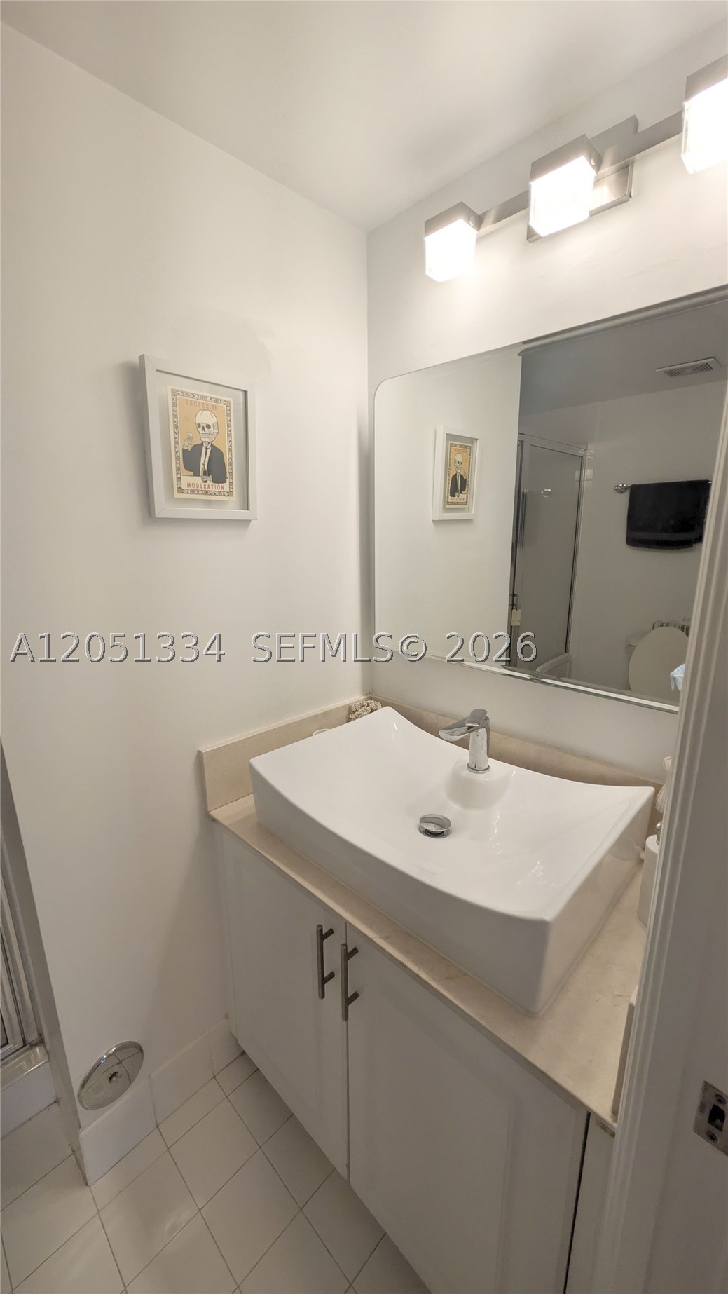 1155 Brickell Bay Dr #2508, Miami FL 33131