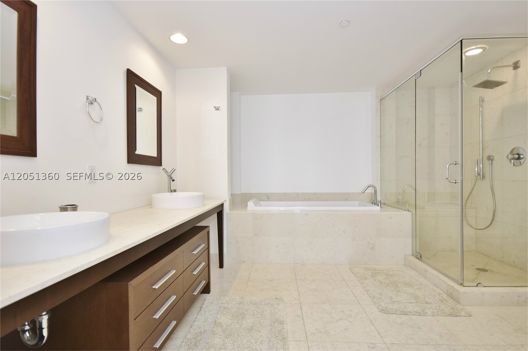 465 BRICKELL AVENUE #3205, Miami FL 33131