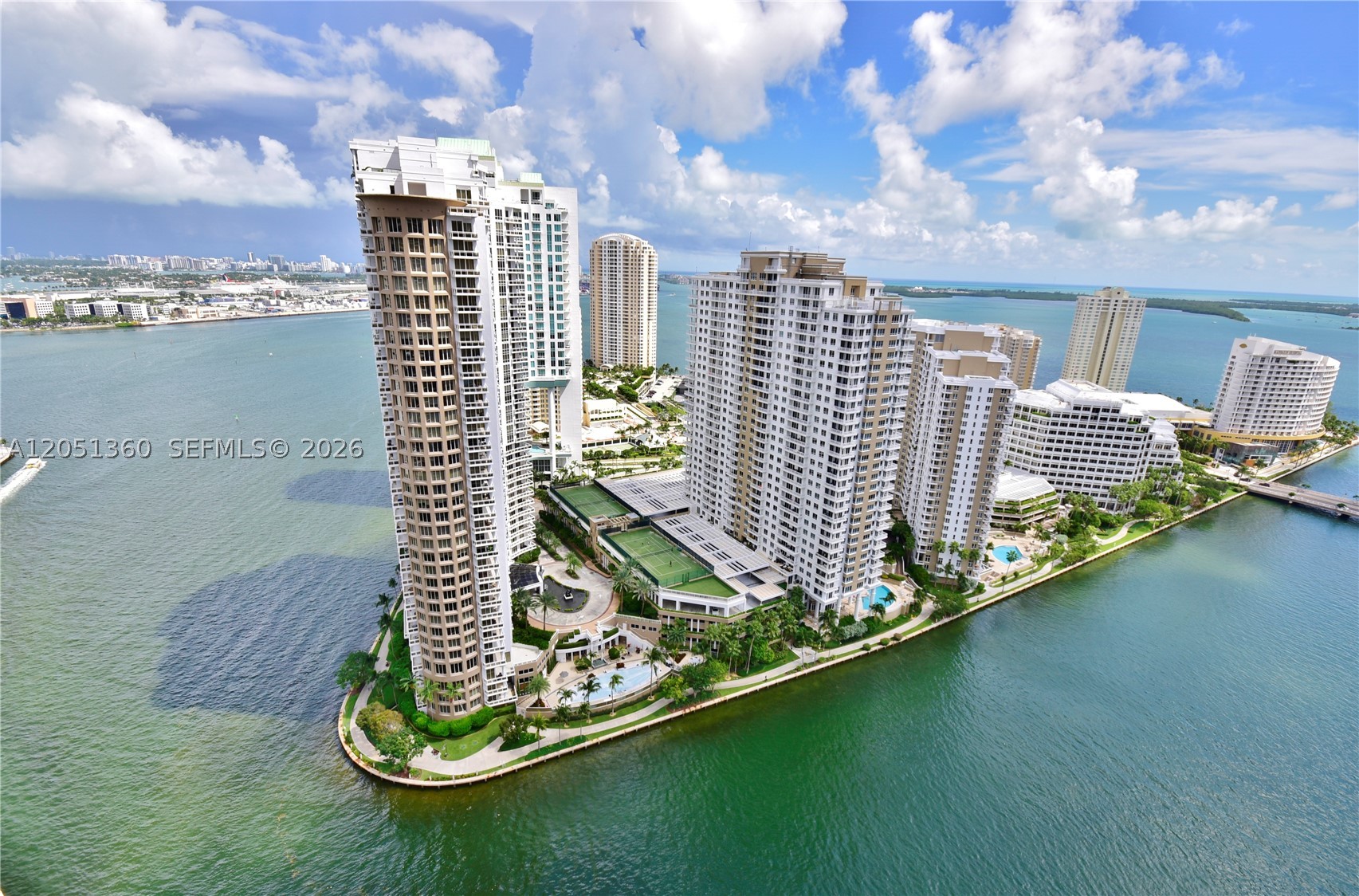 465 BRICKELL AVENUE #3205, Miami FL 33131