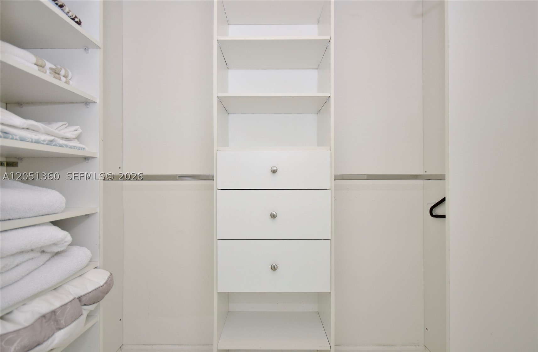 465 BRICKELL AVENUE #3205, Miami FL 33131